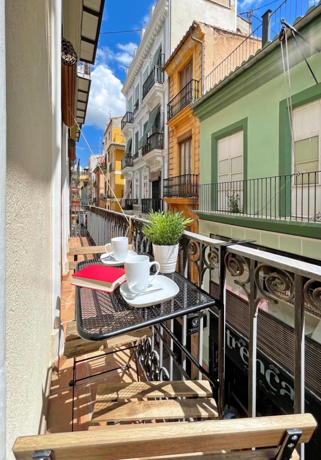 Sunny Modern Flat By Mercado Central فالنسيا المظهر الخارجي الصورة